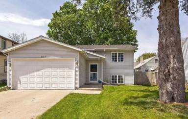Main picture of 807 9th Ave SE