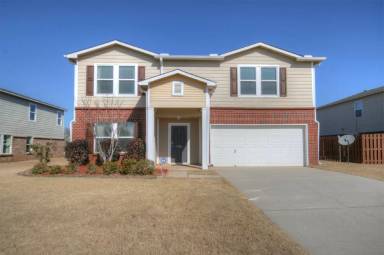 Main picture of 204 New Bristol Ln