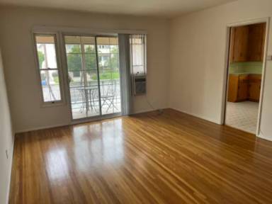 Main picture of 13746 Burbank Blvd