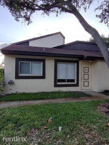 Main picture of 5300 Bosque Ln