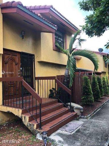 Main picture of 5975 SW 137th Ave