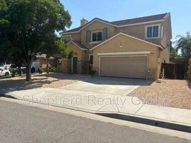 Main picture of 2002 Clemens Pl