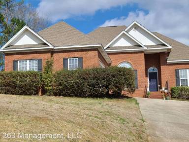 Main picture of 1804 Kennesaw Ln