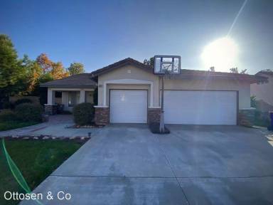 Main picture of 33371 Golden Meadow Ct