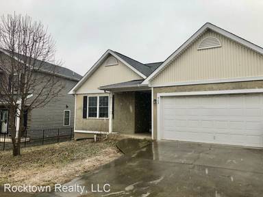 Main picture of 963 Drake Ln