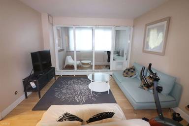 Main picture of 28 Juniper St