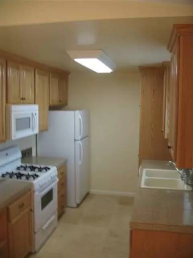 Main picture of 5204 Jefferson Sq