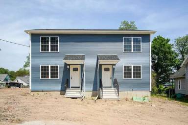 Main picture of 2 1/2 Vernon St