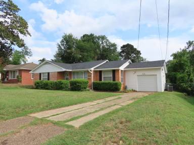 Main picture of 1301 Sunset Dr