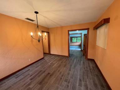 Main picture of 2826 Kline Rd E