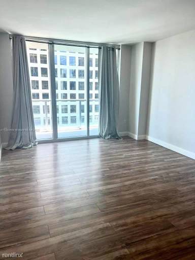 Main picture of Paraiso Bayviews Condo