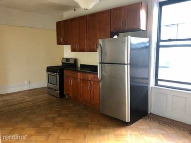 Main picture of 988 Bergen St