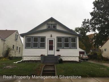 Main picture of 22019 Pleasant St