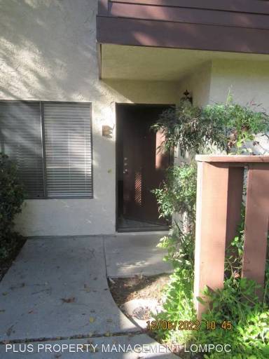 Main picture of 1202 E Walnut Ave