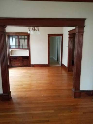 Main picture of 302 Myrtle St