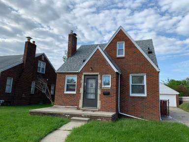 Main picture of 15898 Oak Ave