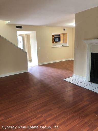 Main picture of 27 Sycamore Ct