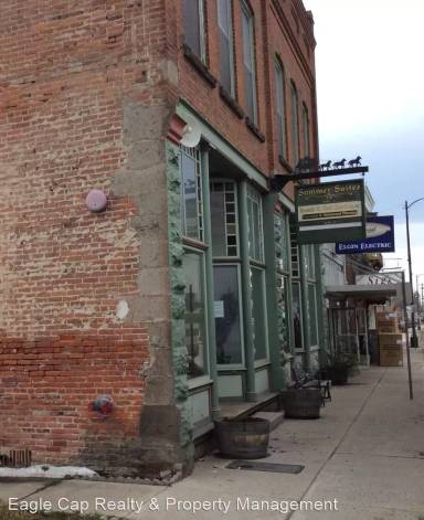 Main picture of 77 N 8th Ave