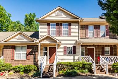 Main picture of 936 S Fifth St