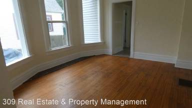 Main picture of 2315 N Bigelow St