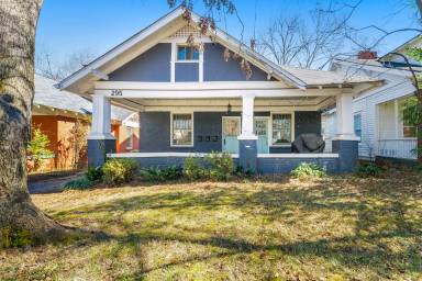 Main picture of 295 Elmira Pl NE