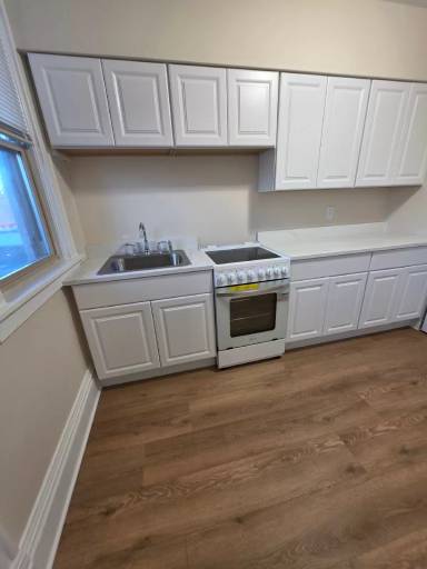 Main picture of 132 Washington St