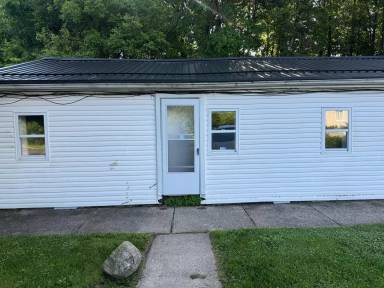 Main picture of 1842 Grace Rd
