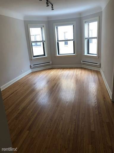 Main picture of 2325 N Rockwell St