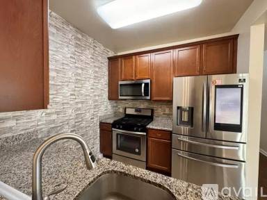 Main picture of 825 Strassle Way