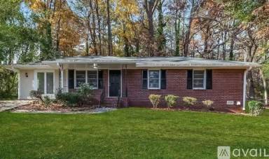 Main picture of 287 Dogwood Ln
