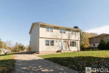 Main picture of 3403 SW 44th Pl