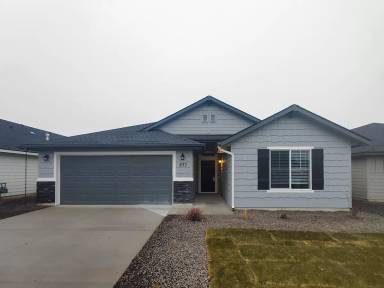 Main picture of 877 N Bowknot Lake Ave