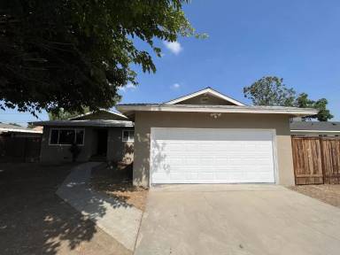 Main picture of 3336 S Dollner St
