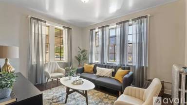 Main picture of 27 E Willis St