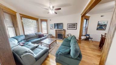 Main picture of 1224 W Eddy St