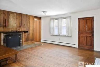 Main picture of 44 Flaherty Rd