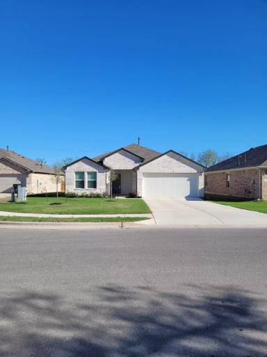 Main picture of 211 Callado Cir