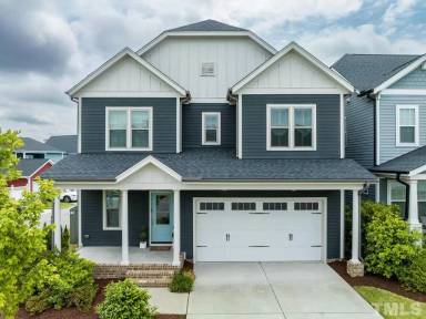 Main picture of 38 Morehead Dr