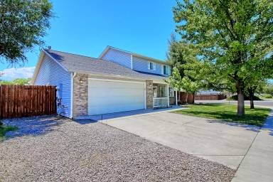 Main picture of 2971 1/2 Brookside Dr