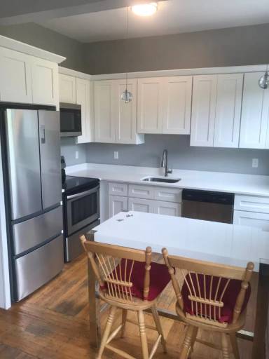 Main picture of 79 Lloyd Ave