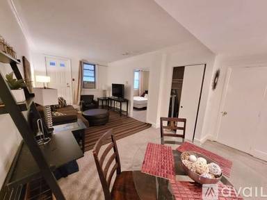 Main picture of 17 Garrison St