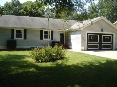 Main picture of 2306 Spring Garden St