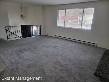 Main picture of 9922 N Whitworth Dr