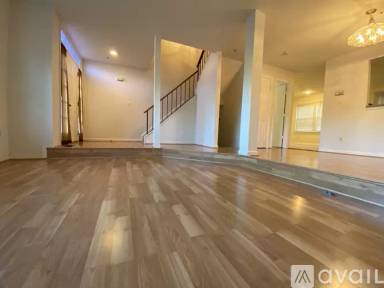 Main picture of 8425 Meadow Green Way