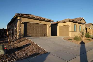 Main picture of 10938 W Yates Ln