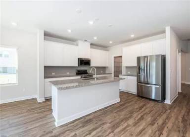 Main picture of 12516-37 Stoneybrook Station Pkwy