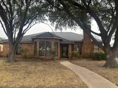 Main picture of 2406 Brownlee Blvd
