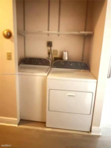Main picture of 8999 SW 123rd Ct