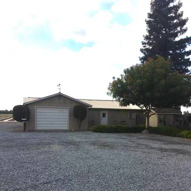 Main picture of 10403 S Pedersen Ave