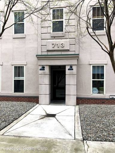 Main picture of 713 N 4th St